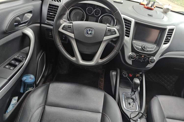 Used CHANGAN CS35 2016 1.6L Automatic Luxury Model China IV Standard
