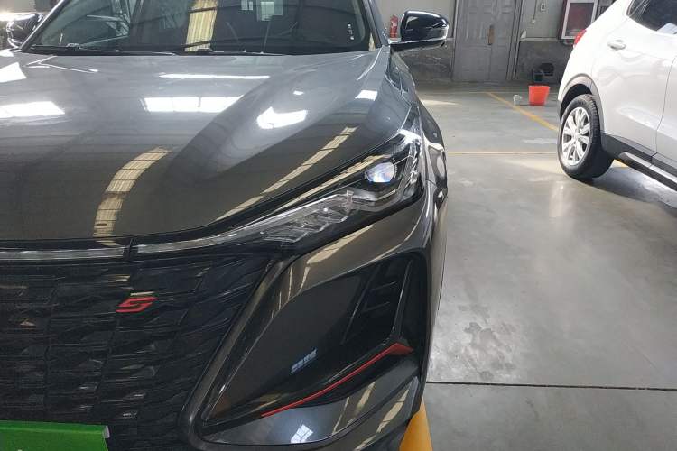 Used Changan CS75 PLUS 2022 2.0T Automatic Flagship Edition
