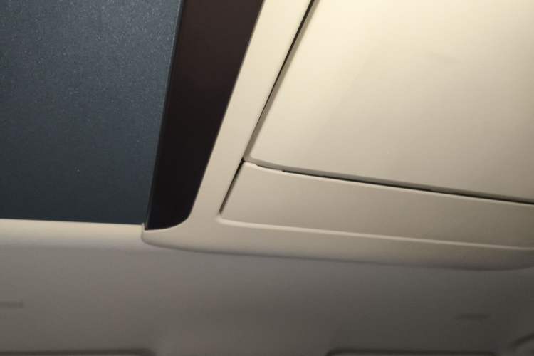 Used Toyota Alphard 2024 Dual-Engine 2.5L Deluxe Edition