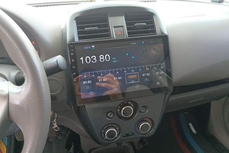 Used Nissan Sunny 2014 1.5XE Manual Elite Edition Audio And AC Panel