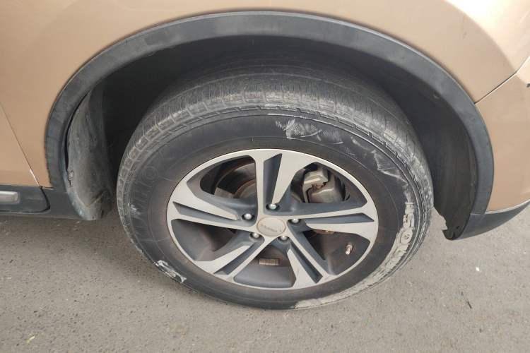 Used Yema T70 2016 Upgraded Model 1.5T Manual Luxury Version
