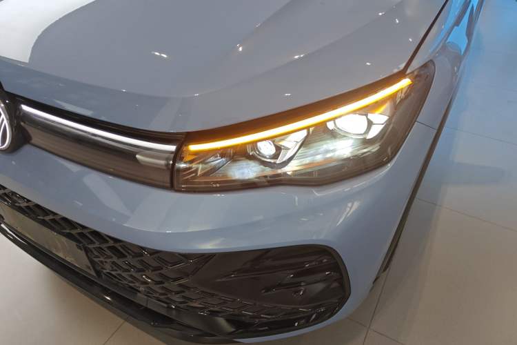 Used Volkswagen Tiguan L 2024 PRO 380TSI Four-Wheel Drive R-Line Prestige Edition