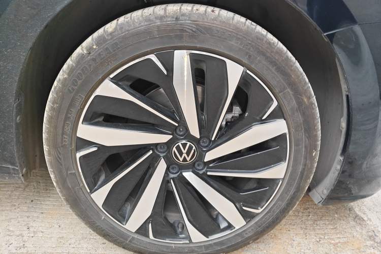 Used Volkswagen Passat 2023 Revised 330TSI Elite Edition