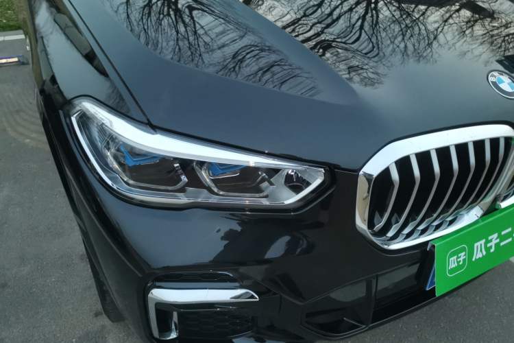 Used BMW X5 2022 Restyled xDrive 30Li Luxury Version M Sport Package Right Front Headlight