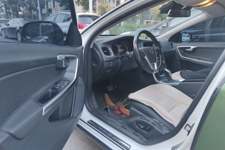 Used Volvo S60 2013 T5 Smart Edition
