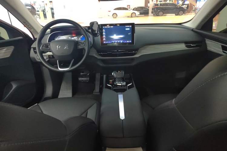 Used Hongqi E-QM5 2024 560km PLUS
