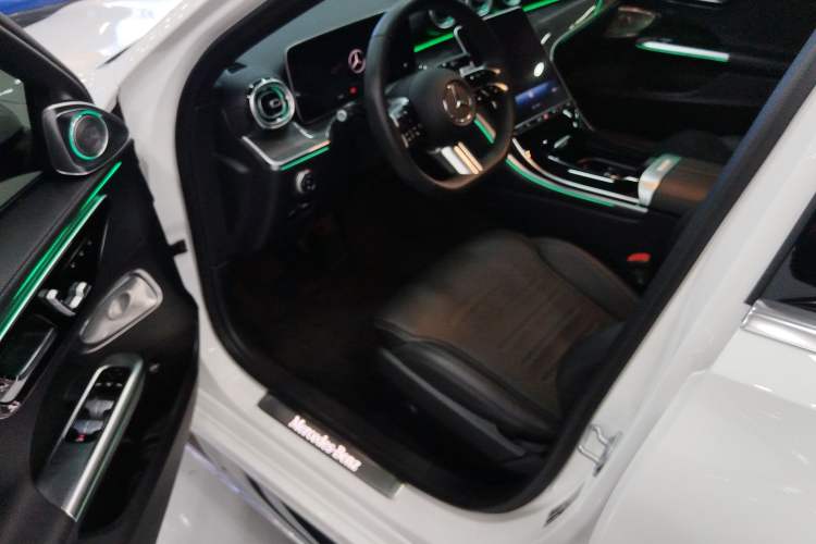 Used Mercedes-Benz C-Class 2024 Restyled C-Class 260 L Sport Edition Driver Seat