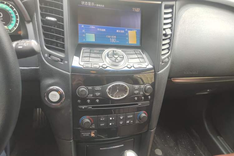 Used Infiniti FX 2011 FX35 Supreme Edition
