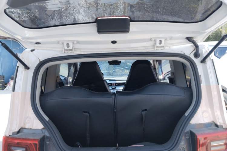 Used Wuling Hongguang MINIEV 2021 Macaron Fashion Model Lithium Iron Phosphate Trunk