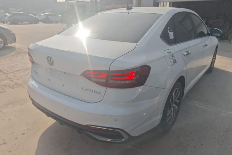 Used Volkswagen Lavida 2024 1.5L Automatic Starry Sky 5 Million Edition Rear Right 45 Deg