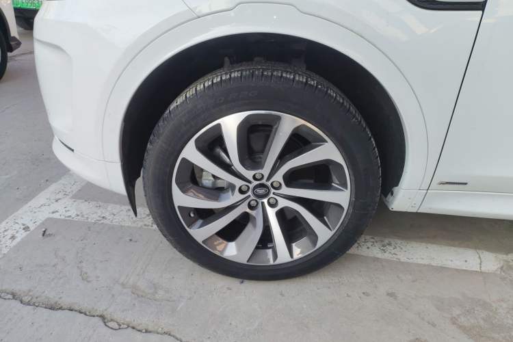 Used Land Rover Discovery Sport 2020 249 PS R-Dynamic Performance Edition
