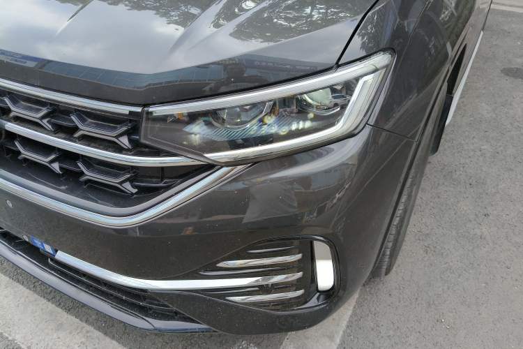 Used Volkswagen Tayron 2024 330TSI Two-Wheel Drive R-Line High-Energy Version Left Front Headlight