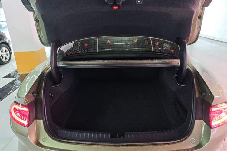 Used Xiaomi Auto SU7 2024 Rear-Drive Ultra-Long Range Advanced Pro-Level Intelligent Driving Version
