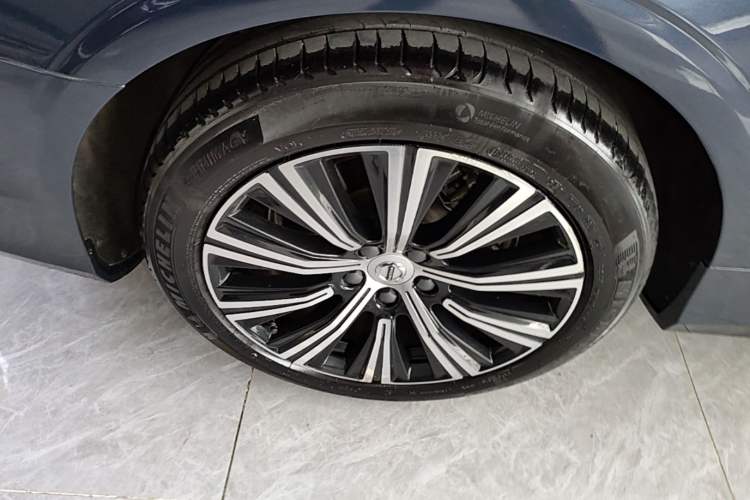 Used Volvo S90 2022 B5 Zhiyi Luxury Edition
