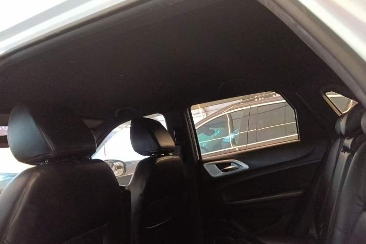 Used Brilliance V3 2015 1.5T Automatic Elite Model Headliner