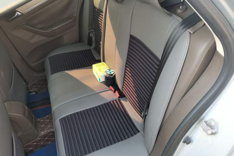 Used Volkswagen Bora 2013 1.6L Manual Comfort Model
