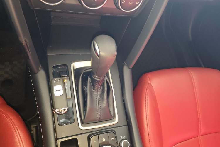 Used Mazda CX-4 2020 2.0L Automatic Two-Wheel Drive Blue Sky Dynamic Edition Gear Lever