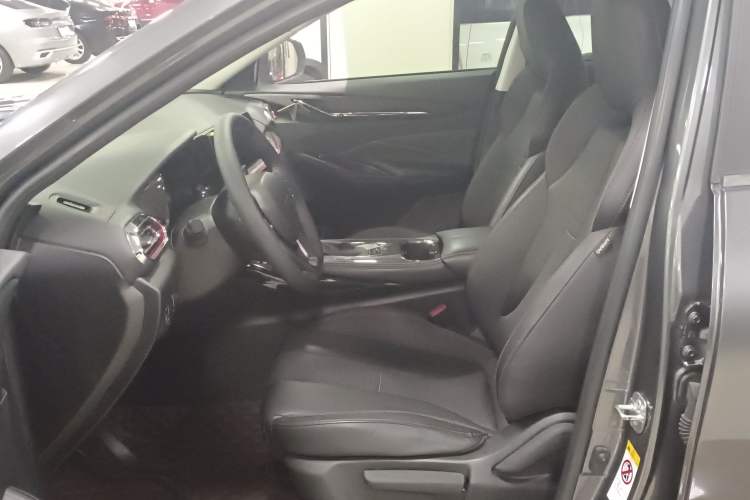 Used Oshan X5 2021 1.6L CVT Luxury Model
