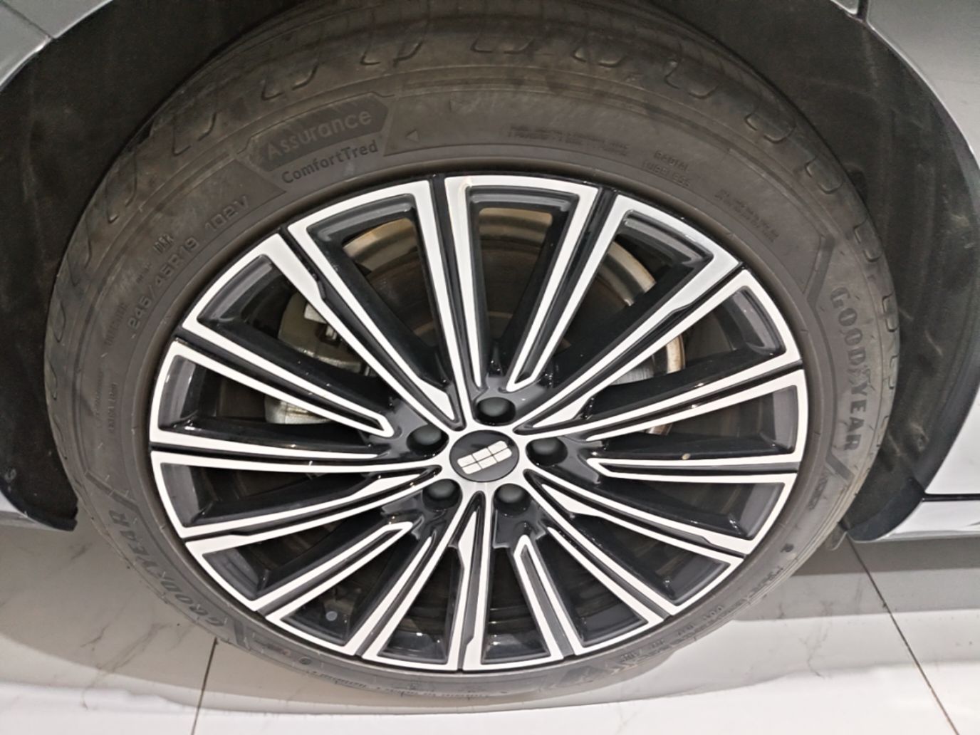 Geely Galaxy 8 2025 130km EM-P Starship Edition — снимка 11