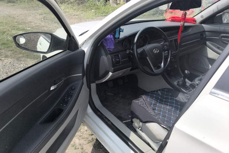 Used BAIC Senova D50 2014 1.5L manual comfort version
