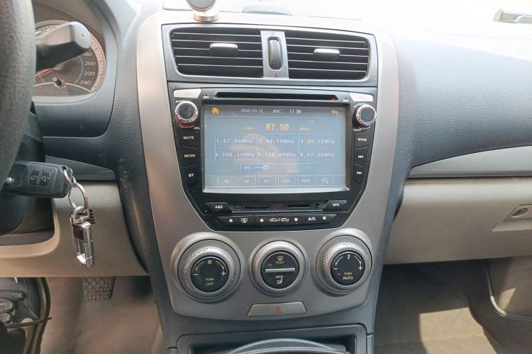 Used Bestune B50 2011 1.6L manual fashion version