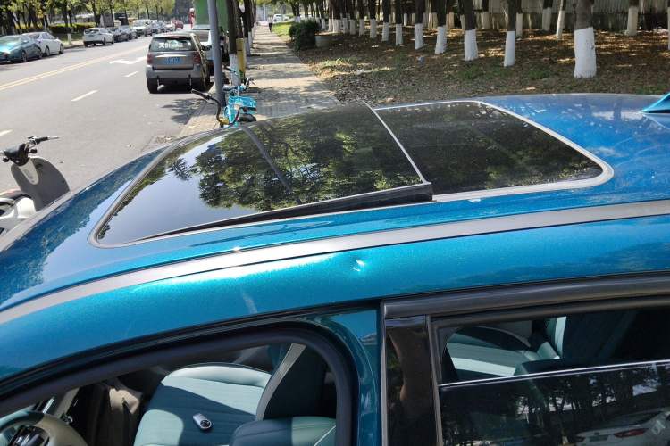 Used ORA Good Cat 2021 400km Standard Range Athena Edition Lithium-Ion Battery Roof