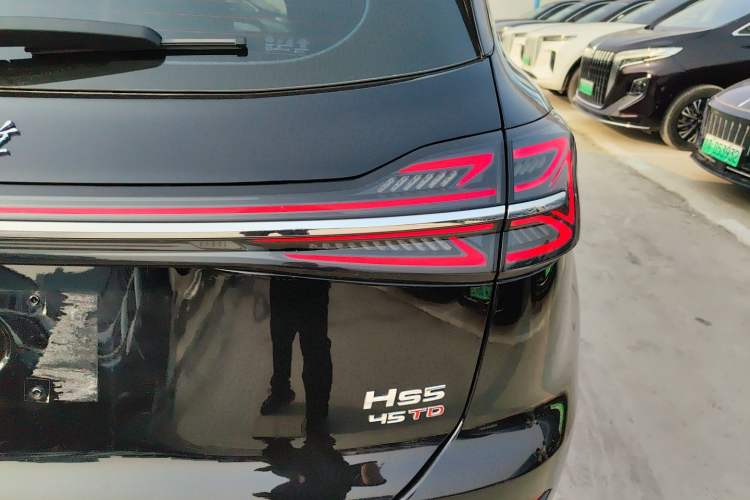 Used Hongqi HS5 2023 2.0T Qixiang Pro Edition
