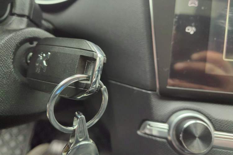 Used Peugeot 408 2014 1.8L Automatic Luxury Edition
