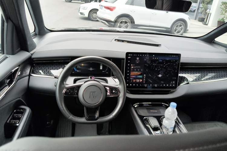 Used Zeekr 009 2022 WE Edition Steering Wheel