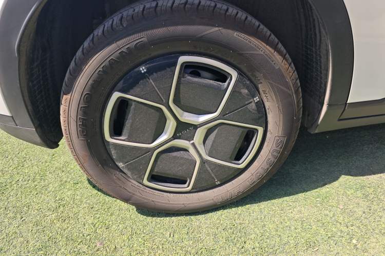 Used AION UT 2025 330 Starlight Edition