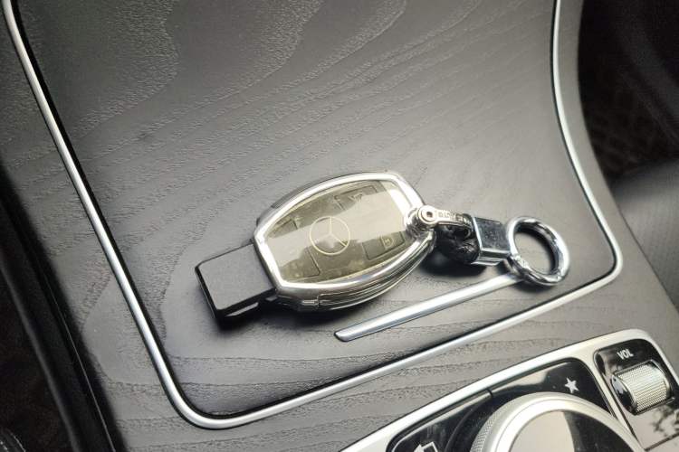 Used Mercedes-Benz C-Class 2018 C 180 L Fashion Edition Sport Version
