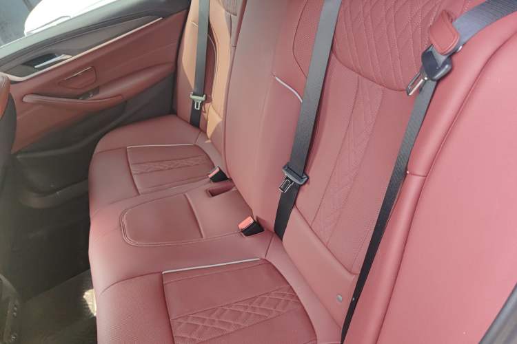 Used BMW 5 Series 2023 Restyled 530Li Leading Edition M Sport Package