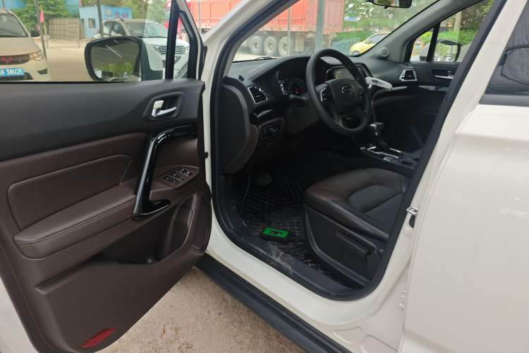 Used GAC Trumpchi GS4 2017 235T Automatic Two-Wheel Drive Elite Edition Driver Seat