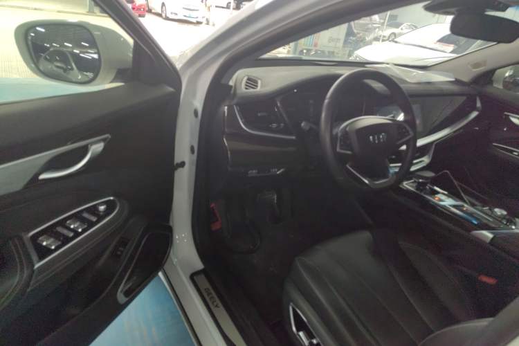 Used Geely Auto Emgrand GT 2018 1.5T MHEV Yaoxiang Edition
