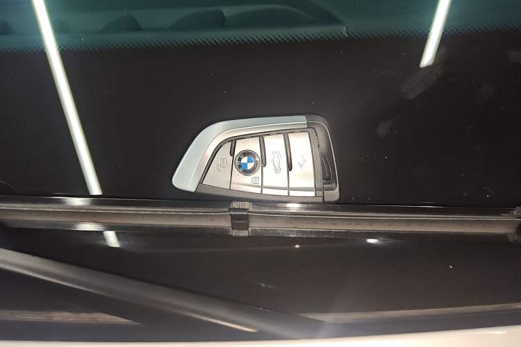 Used BMW 5 Series 2022 Restyled 530Li Leading Edition M Sport Package
