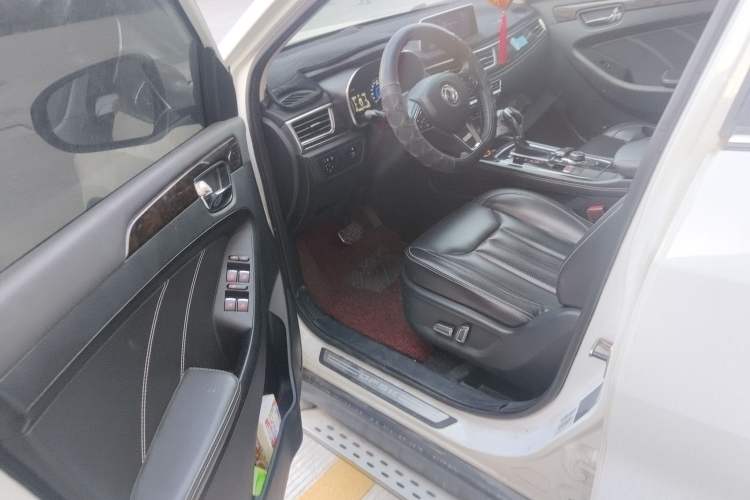 Used Dongfeng Fengon 580 2017 1.5T CVT Smart Style Model Driver Seat