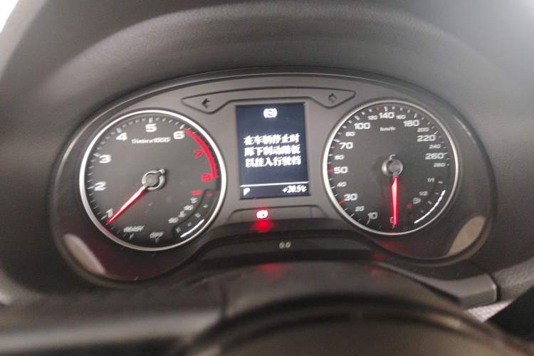 Used Audi Q2L 2018 35 TFSI Fashion Elegant Version China V