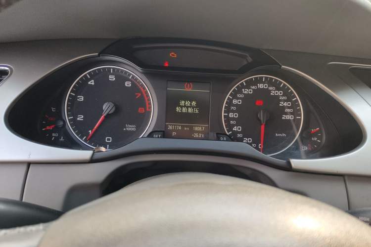 Used Audi A4L 2011 2.0 TFSI Technology Edition
