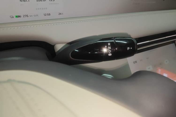 Used IM LS7 2023 100kWh Lux Rear-Drive Version Gear Lever