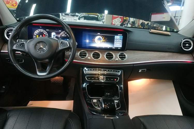 Used Mercedes-Benz E-Class 2016 E 300 L Stylish Model
