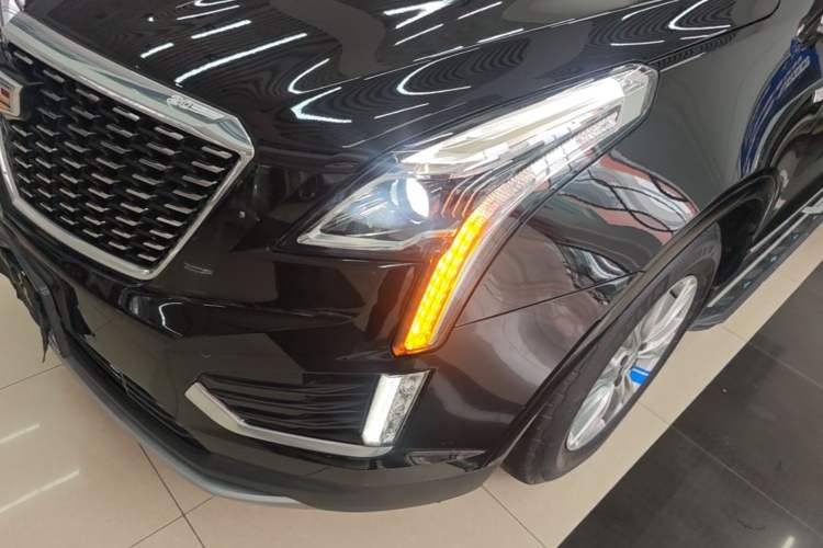 Used Cadillac XT5 2022 2.0T Two-Wheel Drive Luxury Version Left Front Headlight