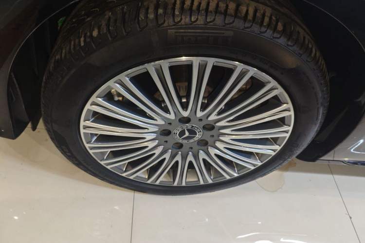 Used Mercedes-Benz E-Class 2023 E 300 L Luxury Model
