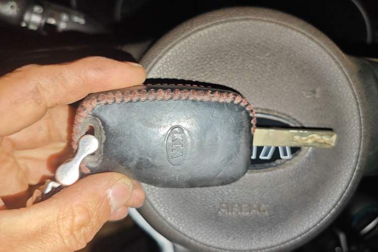 Used Kia KX Cross 2017 1.4L MT GLS
