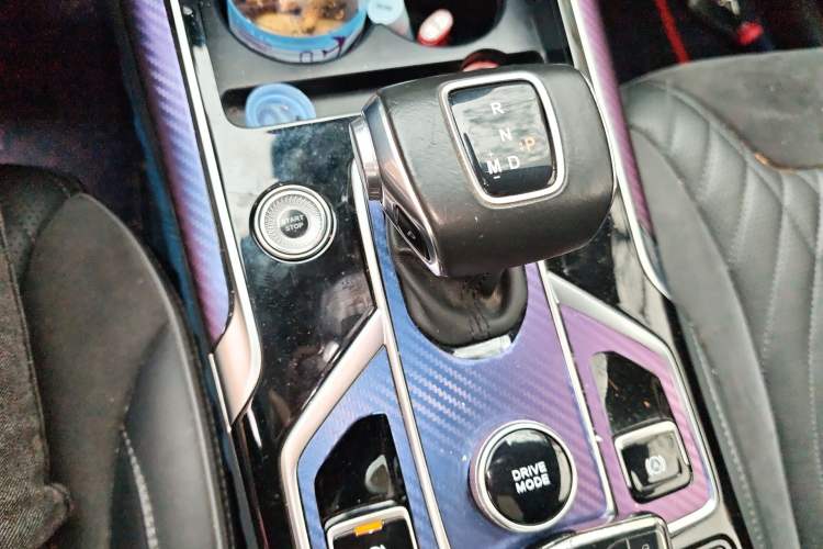 Used Hongqi HS5 2022 2.0T Smart Connect Flagship Edition Gear Lever