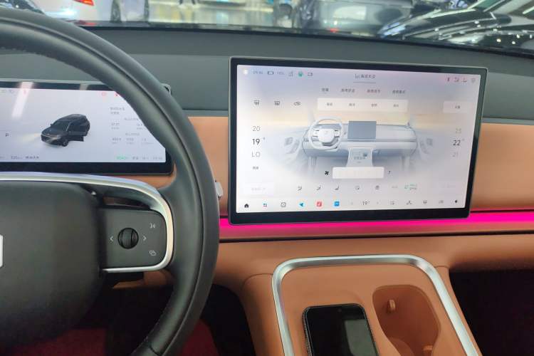 Used Leapmotor C16 2026 Extended-Range 280 LiDAR Zhizun Edition 6 Seats
