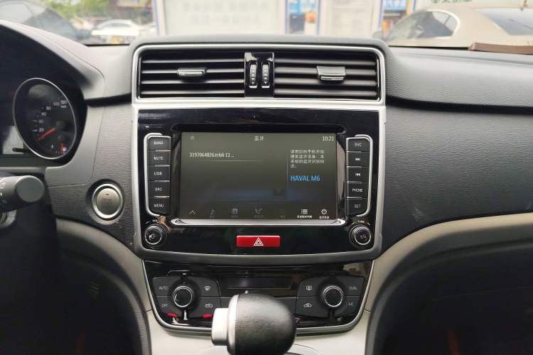 Used Haval M6 2019 1.5T DCT Two-Wheel Drive Elite Version China VI Standard Audio And AC Panel