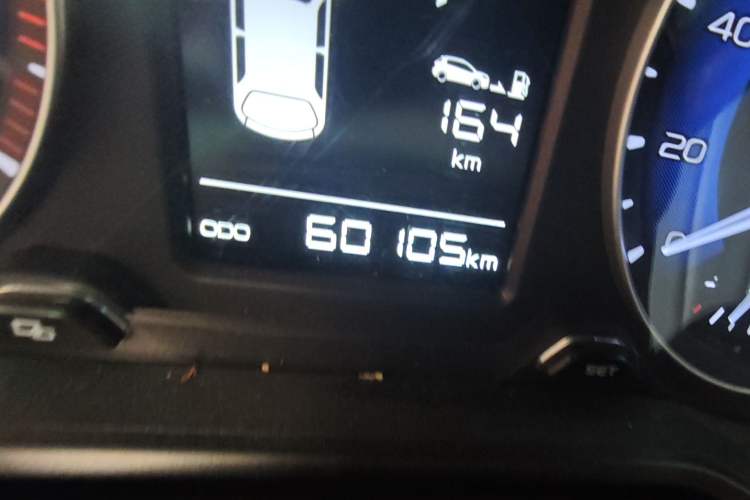 Used Geely Auto Vision X3 2020 1.5L CVT Luxury Model Odometer Close Up