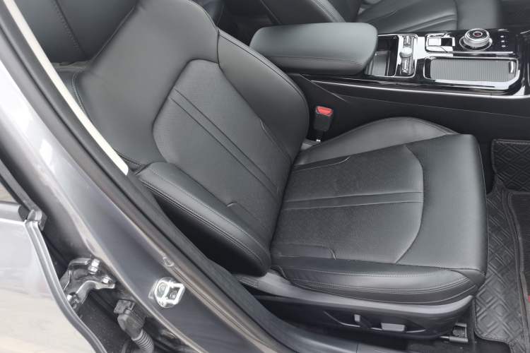 Used Kia K5 2025 1.5T Prestige Edition
