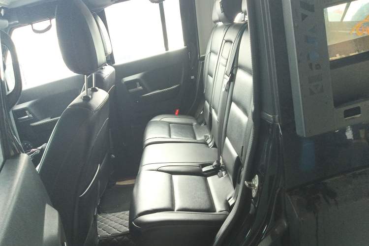 Used BAIC Off-Road BJ40 2016 40L 2.3T Automatic Two-Wheel Drive Prestige Edition