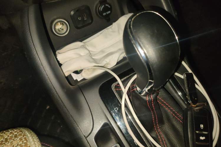 Used CHANGAN CS75 2016 1.8T Automatic Prestige Model China V Standard Gear Lever